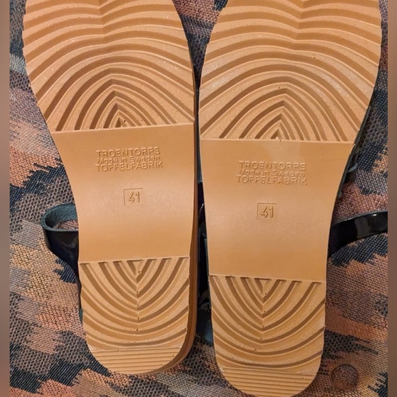 41 Troentorps wood Sandals Clogs ANNA woven patent leather 10 New No tags/No box - Picture 10 of 10